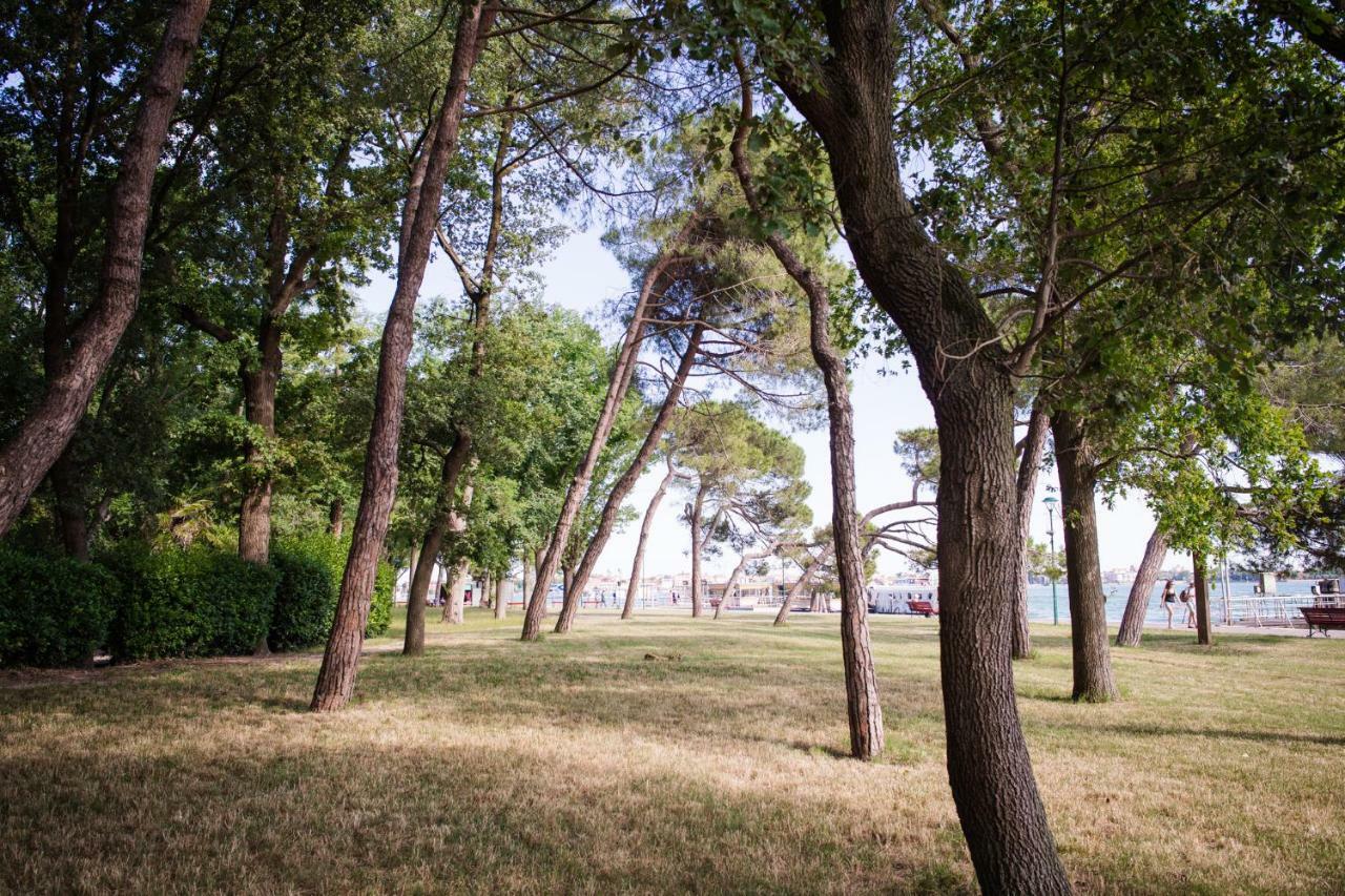 Venezia Biennale Bianco & Rosso Apartment Exterior photo