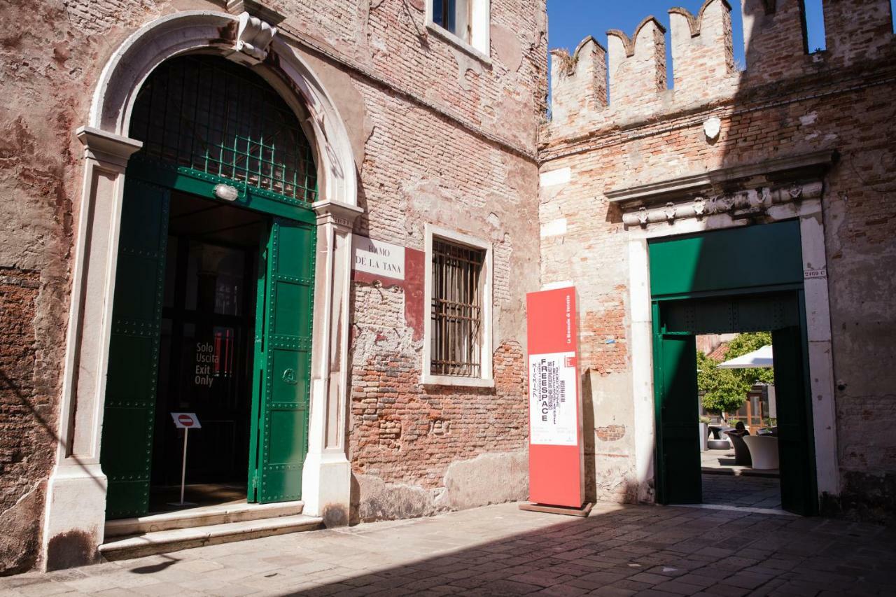 Venezia Biennale Bianco & Rosso Apartment Exterior photo